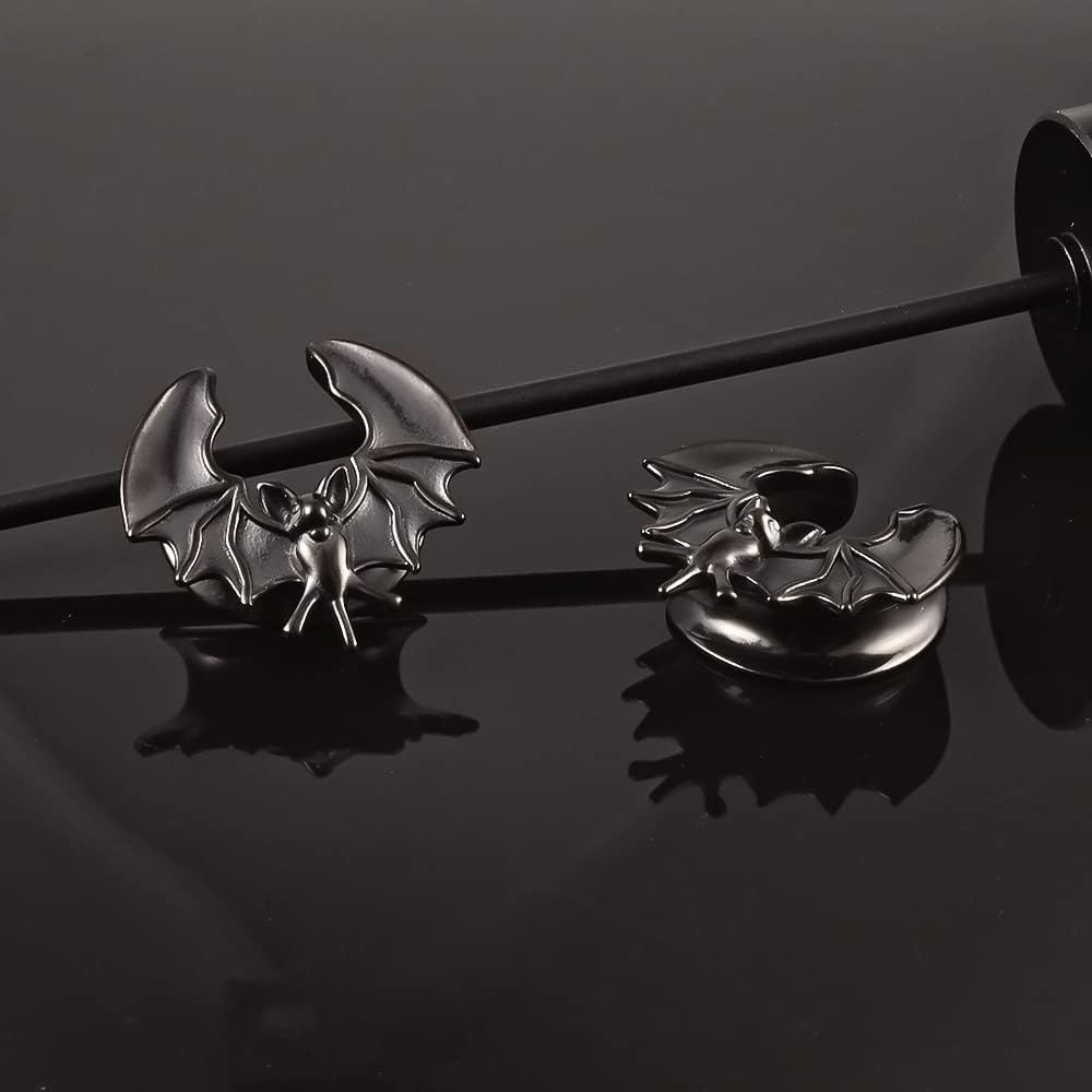 DOEARKO 2PCS Ear Gauges Cool Bat Saddle Ear Plugs Tunnels 316 Stainless Steel Hypoallergenic Earrings Gauges for Ears Expander Body Piercing Jewelry