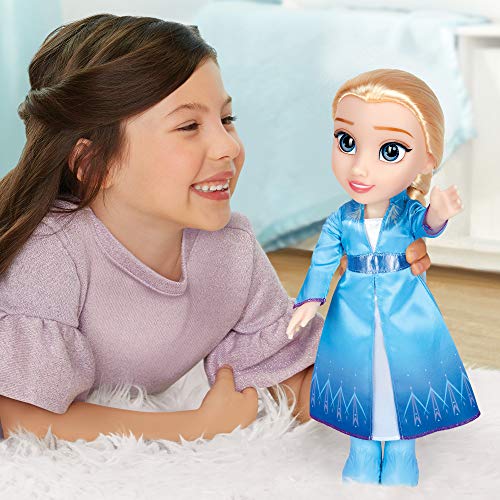 Disney Frozen 2 ELSA Reisepuppe, 35 cm große Puppe mit vom Film inspiriertem Kult-Modekleid, Stiefeln und Langen geflochtenen Haaren für zusätzlichen Spielspaß, für Mädchen ab 3 Jahren