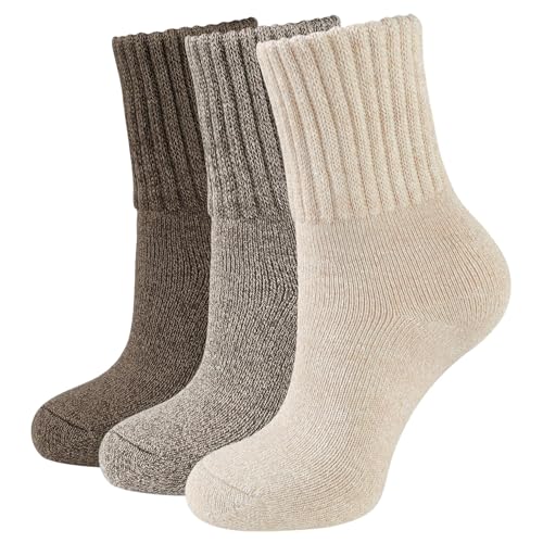 CLOSEMATE Boot Socks for Women Winter Thick Socks Warm Crew Socks Gift for Women 3 Pairs(Coffee Assorted-001)
