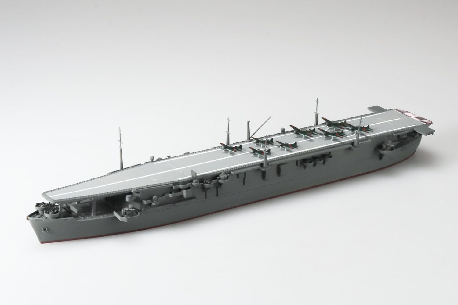 (未使用･未開封品)　青島文化教材社 1/700 ウォーターラインシリーズ 日本海軍 航空母艦 沖鷹 プラモデル 208 ar3p5n1 41ys3KXNCML._UF350,350_QL50_.jpg