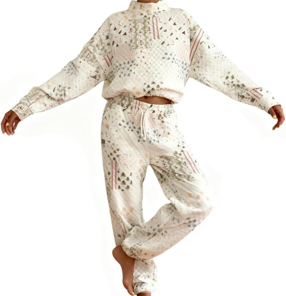 Women's Christmas Quilted Turtleneck Sweatshirt Set, Comfortable Crew Neck Sweatshirt and Shorts Set, Casual Loungewear