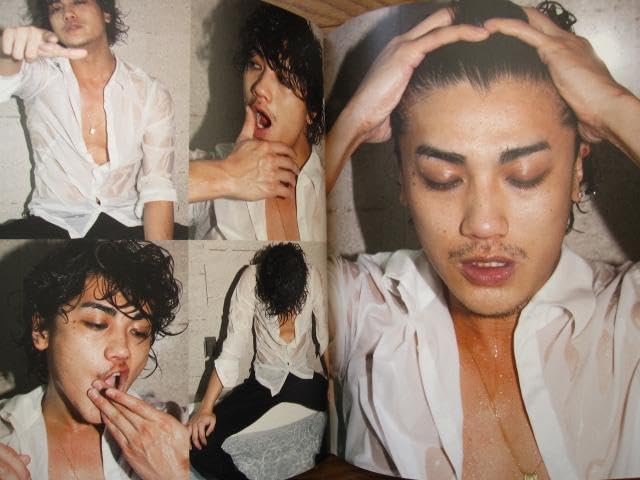 Amazon.co.jp: SUPER Jin AKANISHI レスリー・キー 赤西仁 写真集