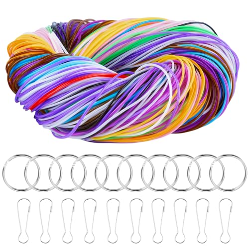 【20 Colori】 Set di scooby doo fili con 200 scubidu in 20 colori, ciascuno lungo 1 m e con un diametro di 1,8 mm. Viene fornito con 10 portachiavi di 20 mm di diametro e 10 moschettoni di 25 mm di lunghezza.