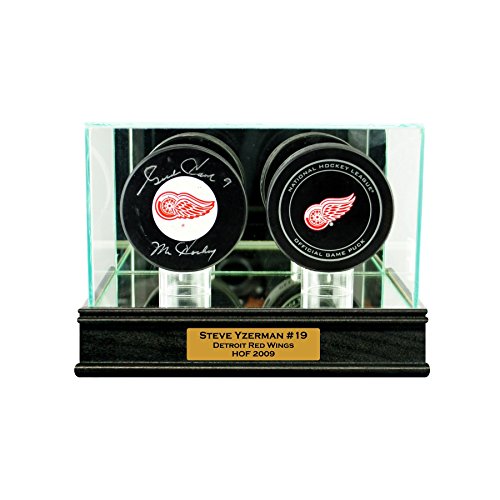 Double Puck Display Case with Engraving and Conservation Glass (99% UV)
