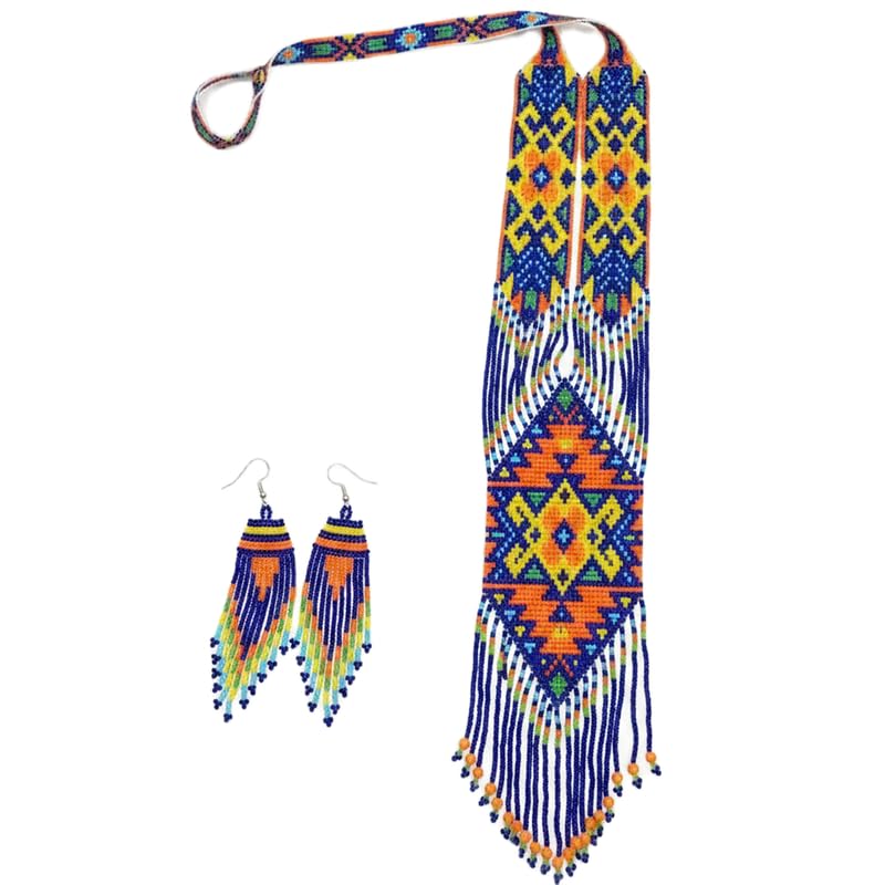 Collar de Gerdan ucraniano hecho a mano para realzar escotes sencillos con elegancia