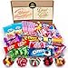S&uuml;&szlig;igkeiten als Geschenk verpackt mit +45 St&uuml;ck Candy Mix und 500g glutenfreien Gummis. Enth&auml;lt eine Karte mit personalisierter Nachricht und S&uuml;&szlig;igkeiten-Kit Kat, Mars, Huesitos, Twix, y S&uuml;&szlig;igkeiten
