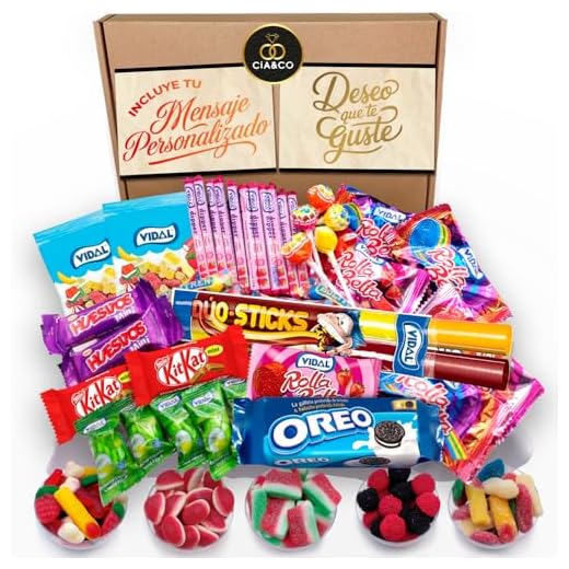 Lote envuelto para Regalo con +45 Dulces Variados y 500 grs de Chuches Sin Gluten. Con Tarjeta Dedicada Personalizada y Regalices, Caramelos, Kit Kat, Mars, Huesitos, Twix, y Golosinas para Regalo