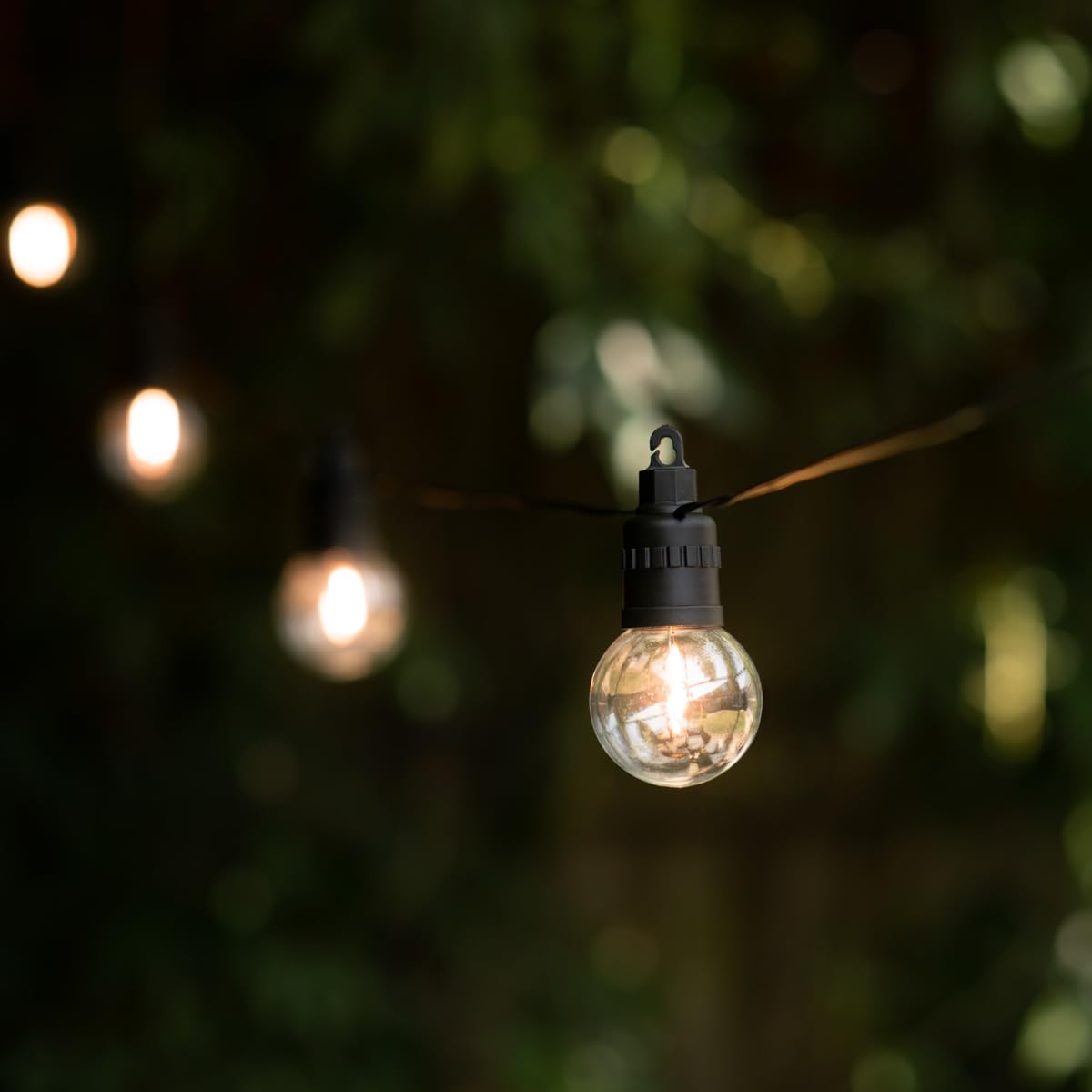 Auraglow Warm White LED Bulb Festoon String Light Set (15m of 30 Lights, 1 Plug & 5m Cable)
