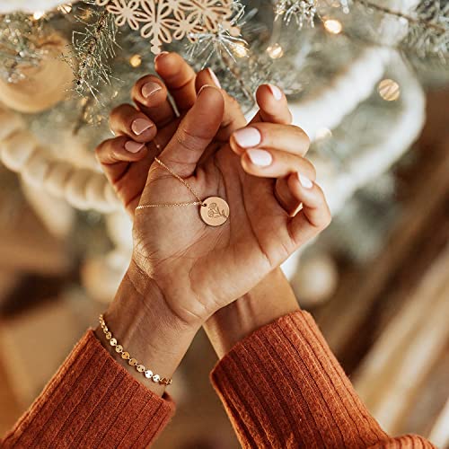 Mevecco Birth Flower Necklace 18K Gold Engraved Custom Floral Pendant Necklaces Dainty Lily Month Flower Disc Charm Hand Stamped Flower Disk Necklace Personalized Jewelry Birthday Gift For Her #TOP1