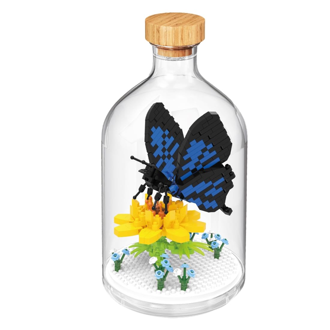 WiseHawk Kit of miniature blocks to assemble insects and small animals. Includes methacrylate bottle to protect the construction. Butterfly