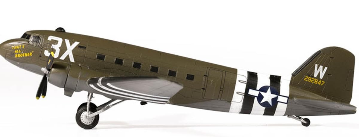 Amazon | アカデミー 1/144 C-47 スカイトレイン プラモデル 12633
