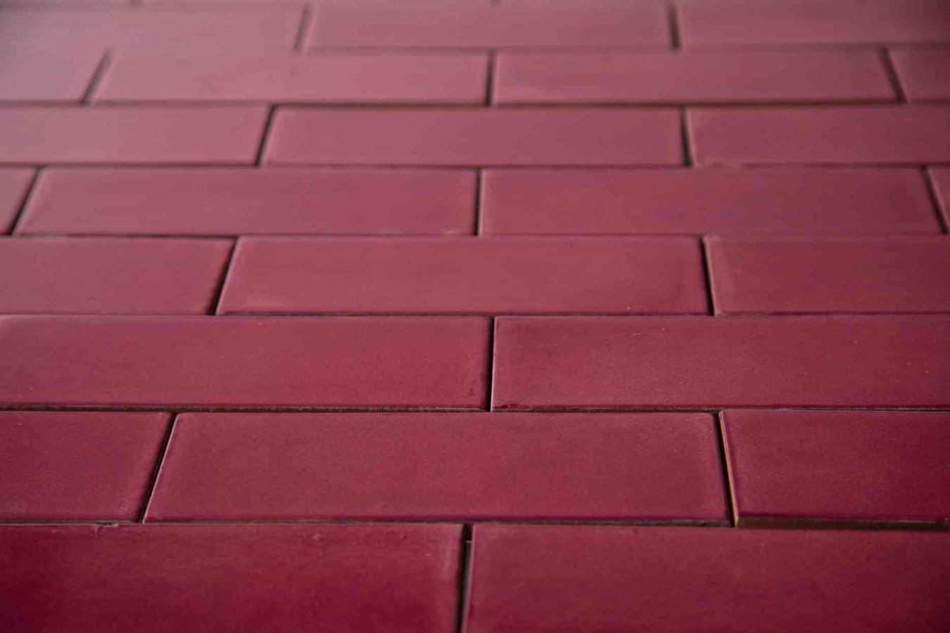 Cerames Azulejos de mosaico rojo de un solo color rosa Mexicano - mosaico de cerámica mexicana Talavera, México Azulejos para cocina, cuarto de baño Un paquete de 35 azulejos de amaranto rosa 20x7 cm