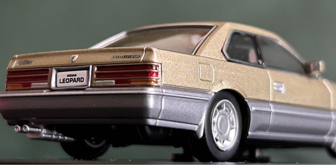 未開封 1/43 DISM F31 レパード ゴールドメタリックツートン Amazon.co.jp: 1 43 F31 レパード ゴールドメタリックツートン : おもちゃ