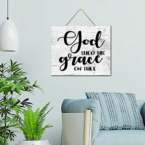 Panneau bois God Shed His Grace pour habiller un mur vide et personnaliser une salle de bain