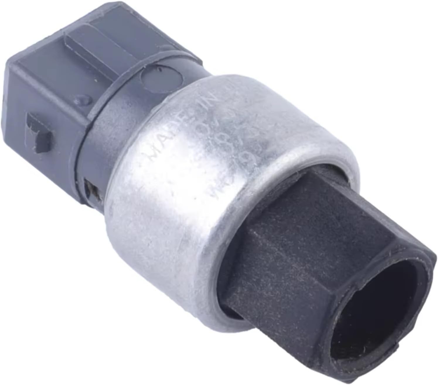 Car AC Pressure Switch Replacement, for Volvo, for C30 C70 S40 V50 30730516 Air Conditioning A/C Pressure Sensor Car Air Conditional Pressure Sensor 30780427 31332642