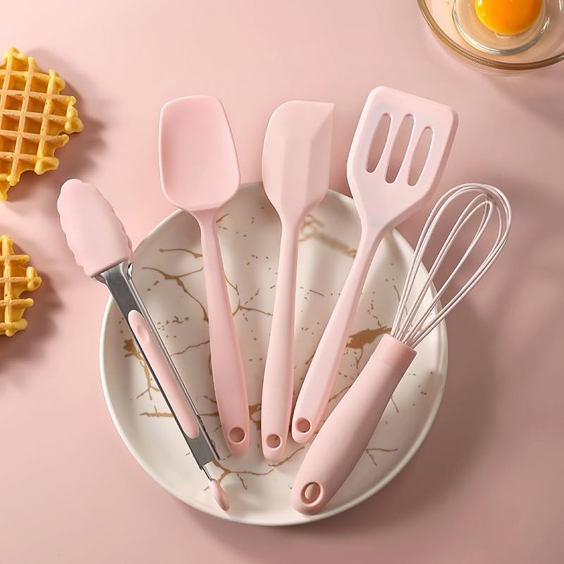 Ustensiles de cuisine ménagers complets avec pelles et cuillères