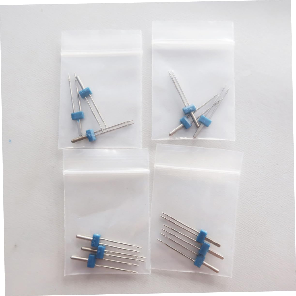 STOBOK 1sacchetto Aghi Doppi per Macchine da Cucire Kit Multifunzione per Cucire Decorazioni e Linee Parallele Compatibili la Maggior Parte dei Modelli di Cucito