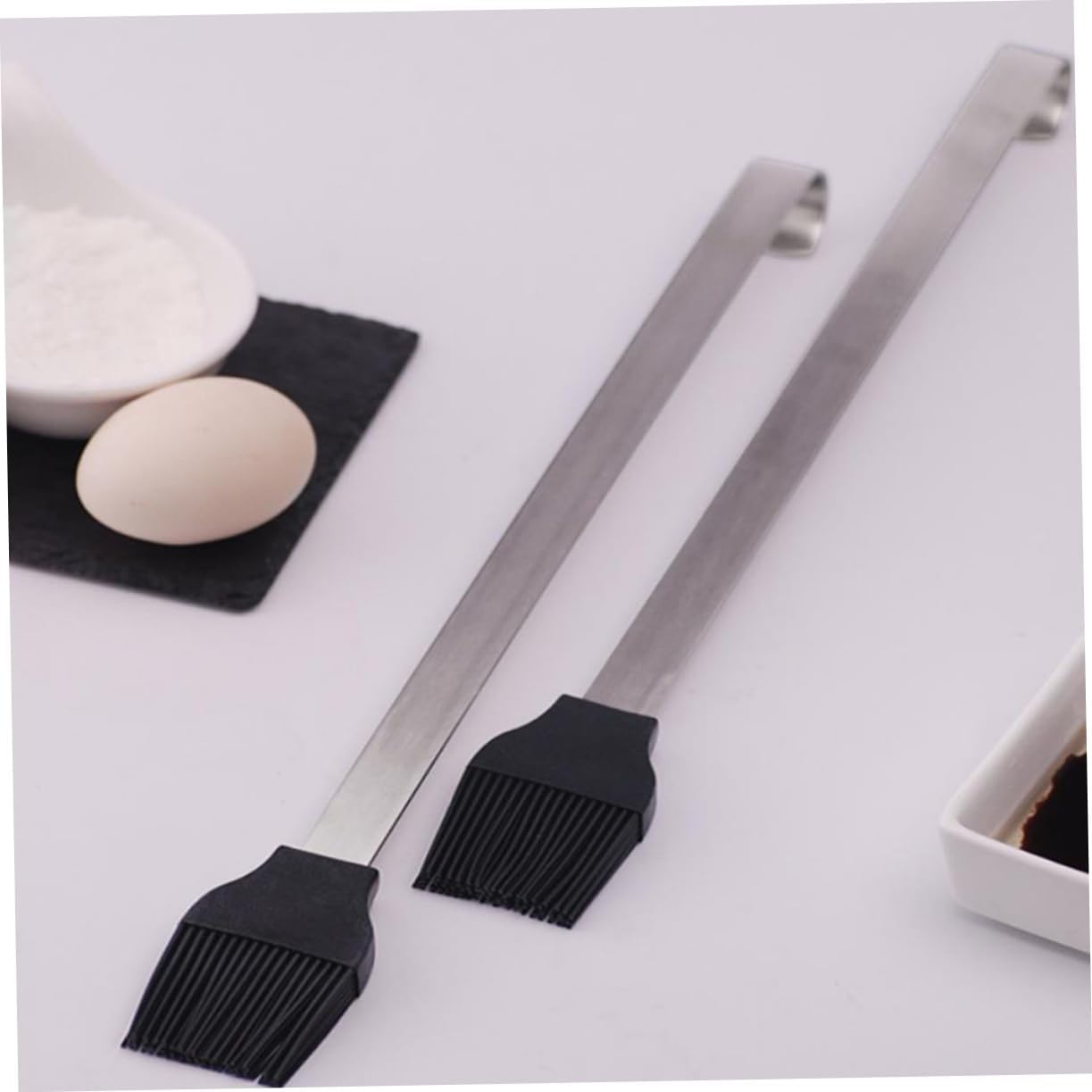 POPETPOP Portable Silicone Basting Brush Bbq and Pastry Brush with Handle for Cooking and Baking Easy to Clean Non-stick Kitchen Utensil for Home Use