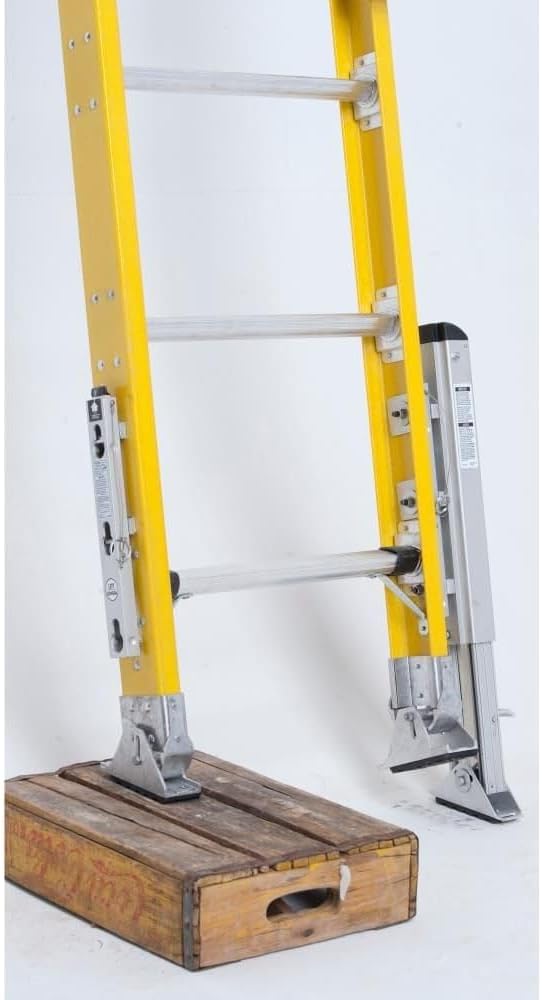 Werner PK70-1 Ladder Leveler with 2-Base Unit Attachments