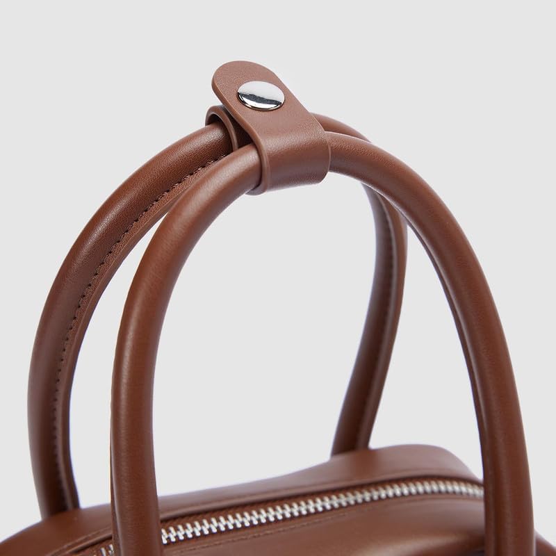 URBAN REVIVO Women’s Soft Leather Crossbody Bag， Cute Pretzel Charm Top Handle Handbag Purse for Daily， Party & Gifts - Image 5