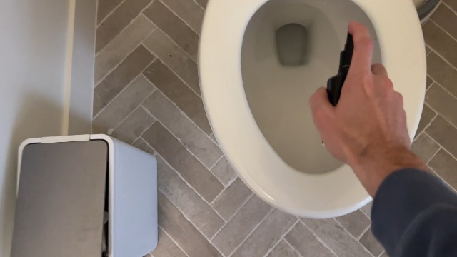 Review And Demo Of Poo-Pourri Toilet Spray on Amazon Live