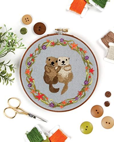 Animal Embroidery Workbook: Step-By-Step Techniques & Patterns for 30 Cute Critters & More