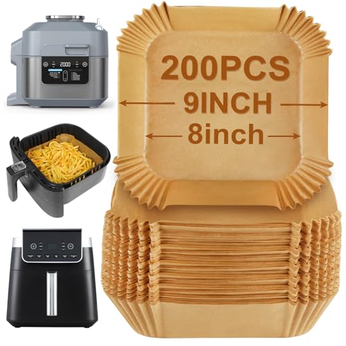Image of BYKITCHEN 200pcs Air Fryer Liners, Compatible with Ninja Speedi 5.7L, Cosori 5.5L, Ninja MAX PRO /Philips 6.2L, 7.9Inch Large Air Fryer Liner, Baking Parchemnt Paper, Air Fryer Accessories for Kitchen