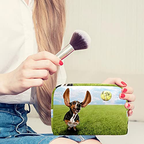 Basset Hound Dog Chasing Tennis Ball Travel Makeup Bag Large Cosmetic Bag Makeup Case Organizer Zipper Pouch For Women Girls #TOP5