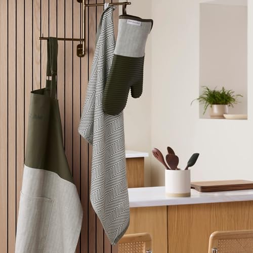 KITCHENAID® Evergreen Design Series Herringbone Ribbed Soft Silicone Oven Mitts 2-Pack Set, Heat Resistant up to 500°F, Flexible & Waterproof, Deep Forest Green, 7