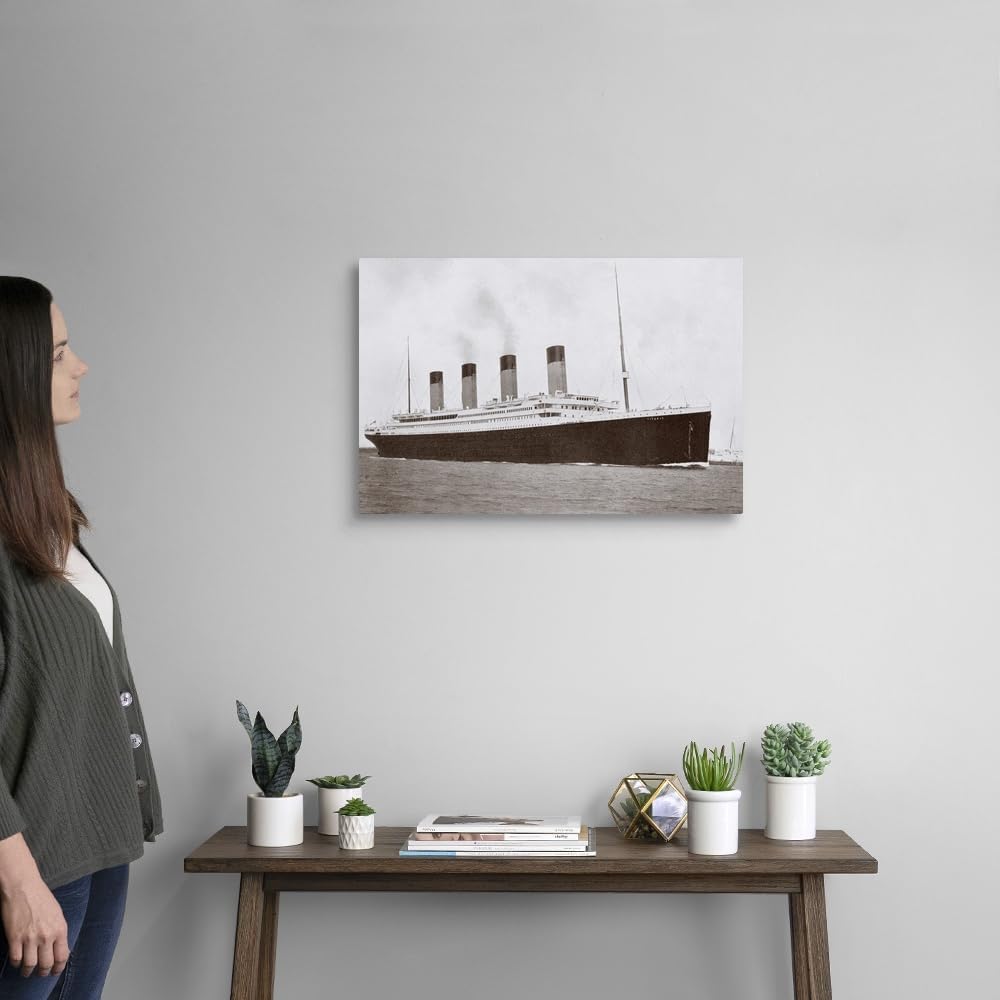 CANVAS ON DEMAND Rms Titanic of the White Star Line Canvas Wall Art Print, Home Decor, Artwork,24" x16in