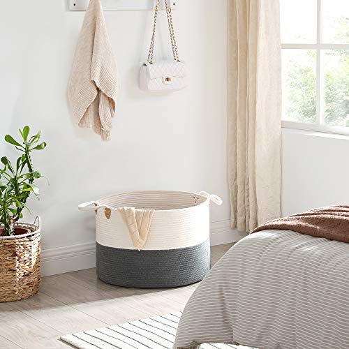 SONGMICS Baumwollseilkorb, Griffen, Wäschekorb aus Baumwolle, 100 L, für Spielzeug, Kleidung, Decken, Grau-Beige, 55 x 55 x 35 cm, LCB401G01