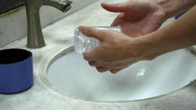 how to clean male sex toy How to Clean a Fleshlight & Pocket Pussy – Best Male Sex Toy Cleaning Guide main image 0