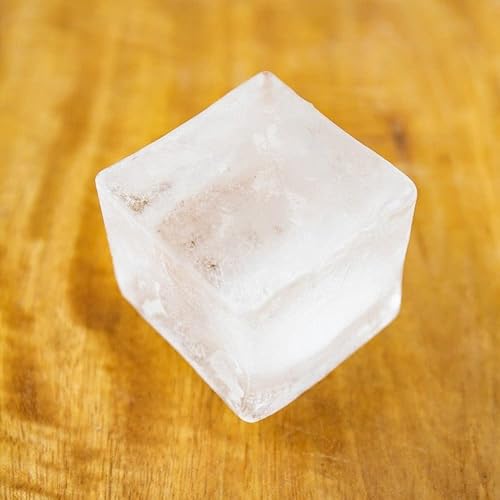 Vista 21 de Tovolo King Cube Ice Tray Gris ostra con tapa