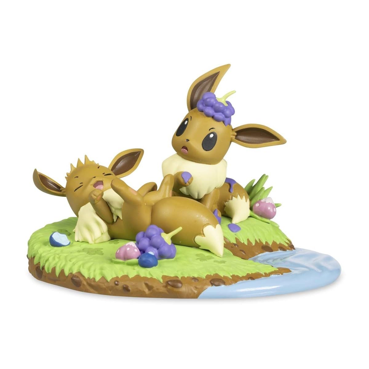 Pokémon Center: Afternoon Picnic with Eevee Evolving Personalities Figure