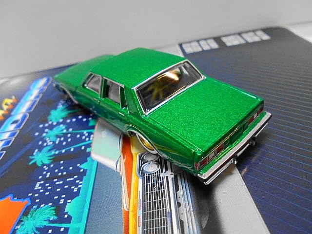 Amazon | GREENLIGHT 1985 シボレー インパラ ミニカー グリーンライト