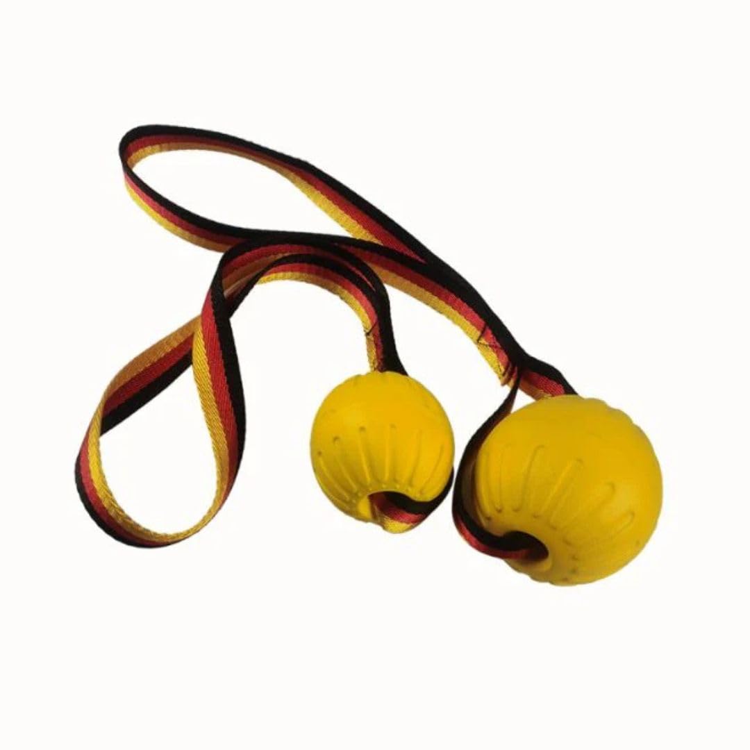 Elite Pet Shop Dog Ball with Rope Handle 7cm
