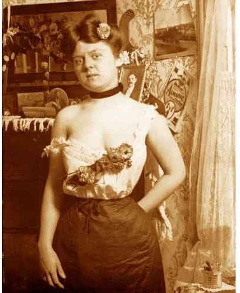 old whore  Amazon.co.jp: 品質デジタル印刷のヴィンテージの写真 – Old West Prostitute、1906年。 M 8073LUSEM :  ホーム&キッチン