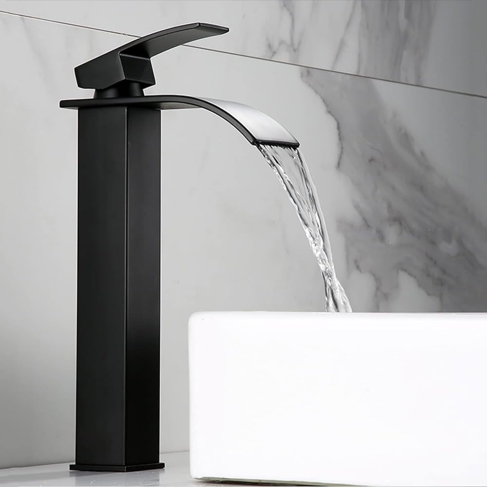 Robinet de salle de bain noir mat pour une ambiance spa moderne et relaxante