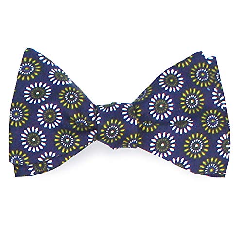 Noeud papillon fleuri bleu pour mariage et cérémonie chic