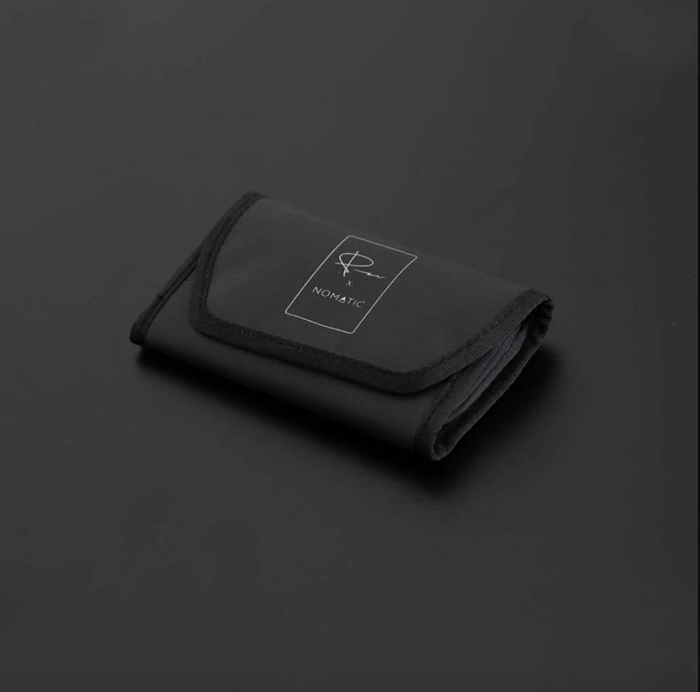 【美品】peter mckinnon   メモリーカードケース 未使用 美品】peter mckinnon メモリーカードケース 未使用