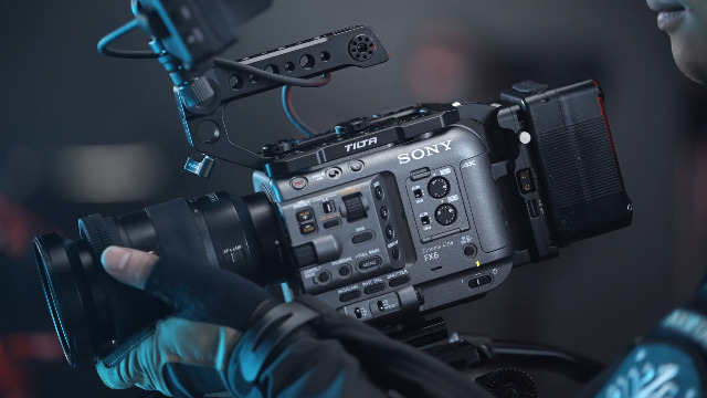 【新品】カメラケージ SONY FX6 ベーシックキット＆バッテリープレイス Introducing the Camera Cage for Sony FX6 | TILT