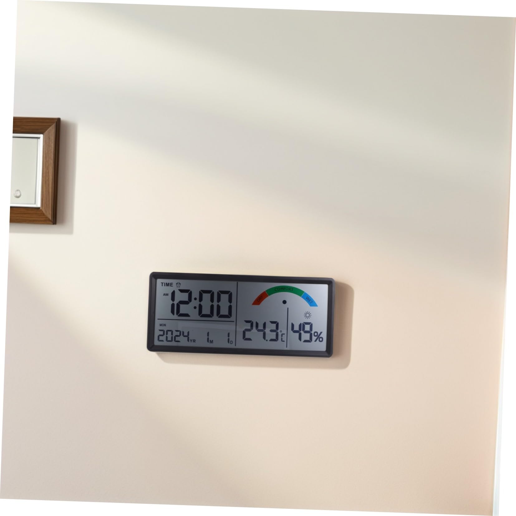 ULTECHNOVO Große Digitale LCD Wanduhr mit Alarm und Feuchtigkeitsmessgerät | Schwarzes Abs Gehäuse, 4 Aa Batterien, für Schlafzimmer und Büro, Klare Anzeige für Senioren