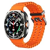 【Silicone Morbido e Leggero】 Il cinturino per Galaxy Watch Ultra da 47 mm realizzato in morbido silicone di alta qualità offre una qualità senza precedenti con proprietà impermeabili, antipolvere, antistrappo e antisudore. Garantisce durabilità, traspirabilità, lavabilità, delicatezza sulla pelle e sensazione non irritante. Possono resistere a tutti i tipi di attività intense come corsa, trekking, ciclismo, viaggi, ecc.