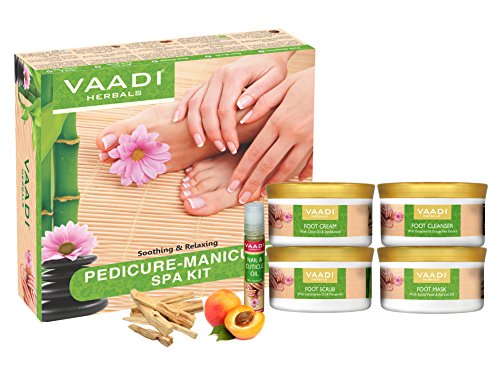 Image of Vaadi Herbals Soothing And Refreshing Pedicure Manicure Spa Kit, 640g