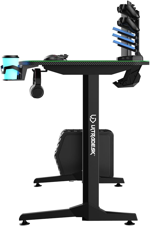 ULTRADESK Frag Grün - computer table, desk, gaming table with mouse pad and accessories, L: 140cm D: 66cm H: 76cm