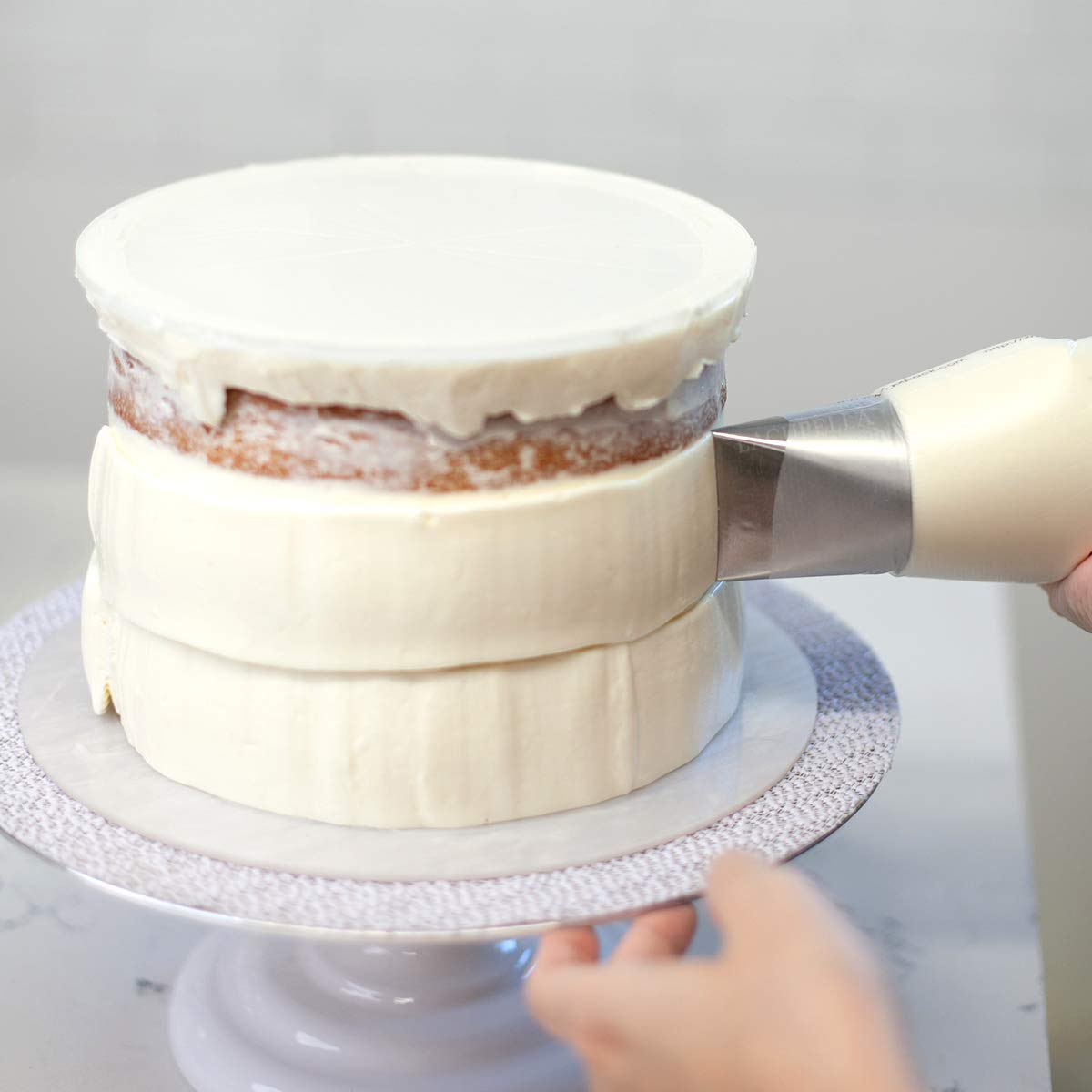 Lacupella Spritztüllen für Zuckerguss, groß, für Kuchen und Buttercreme, 2 Stück, XL, Edelstahl, wiederverwendbar, beschleunigt das Arbeiten auf großer Oberfläche