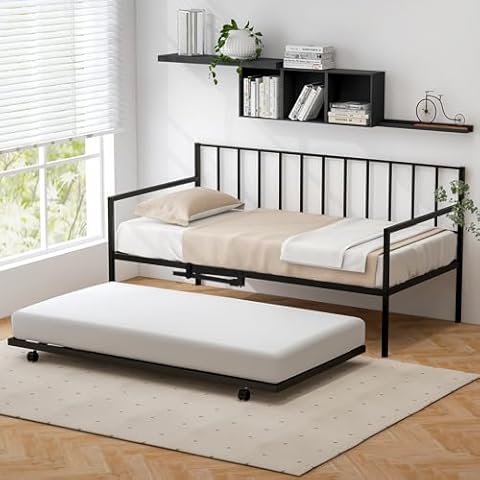 Giantex Metal Daybed with Trundle Cover