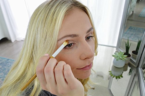 Bamboo Naturals Makeup Brushes, Natural Bamboo Handles, Includes Five Brushes: Powder Foundation Brush, Liquid Foundation Brush, Eyeshadow Brush, Smudge Brush, Angled Eyeliner Brush, 11 X 1.3 X 7 #TOP4