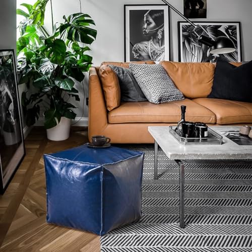 Pouf carré en cuir synthétique marron comme repose-pieds de salon - 5