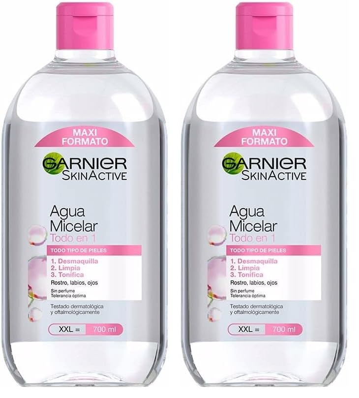 Garnier Skin Active, Agua Micelar Clásica Todo en Uno, Desmaquillante, Limpiador Facial, Limpia Rostro, Labios y Ojos, Sin Aclarado, para Todo Tipo de Pieles, Formato Maxi, 700 ml (Paquete de 2)